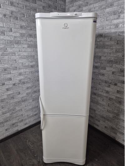 Холодильник Indesit C138 G 